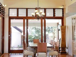 2-sliding-doors-77
